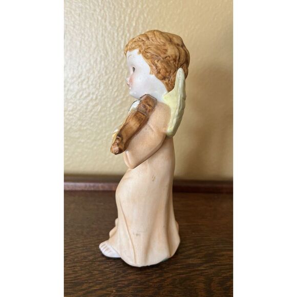 HOMCO Ceramic Angel Figurine With Violin #5400 6" Tall - Picture 2 of 6